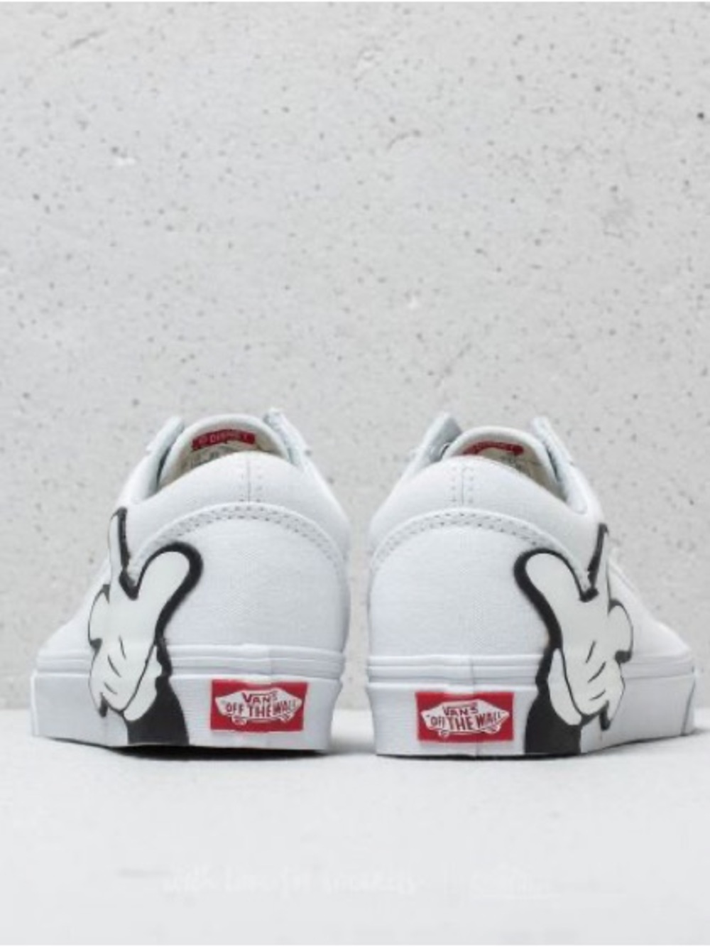 Disney x Vans Old Skool 'Mickey' Sz 5.5 / 7 - Picture 2 of 10